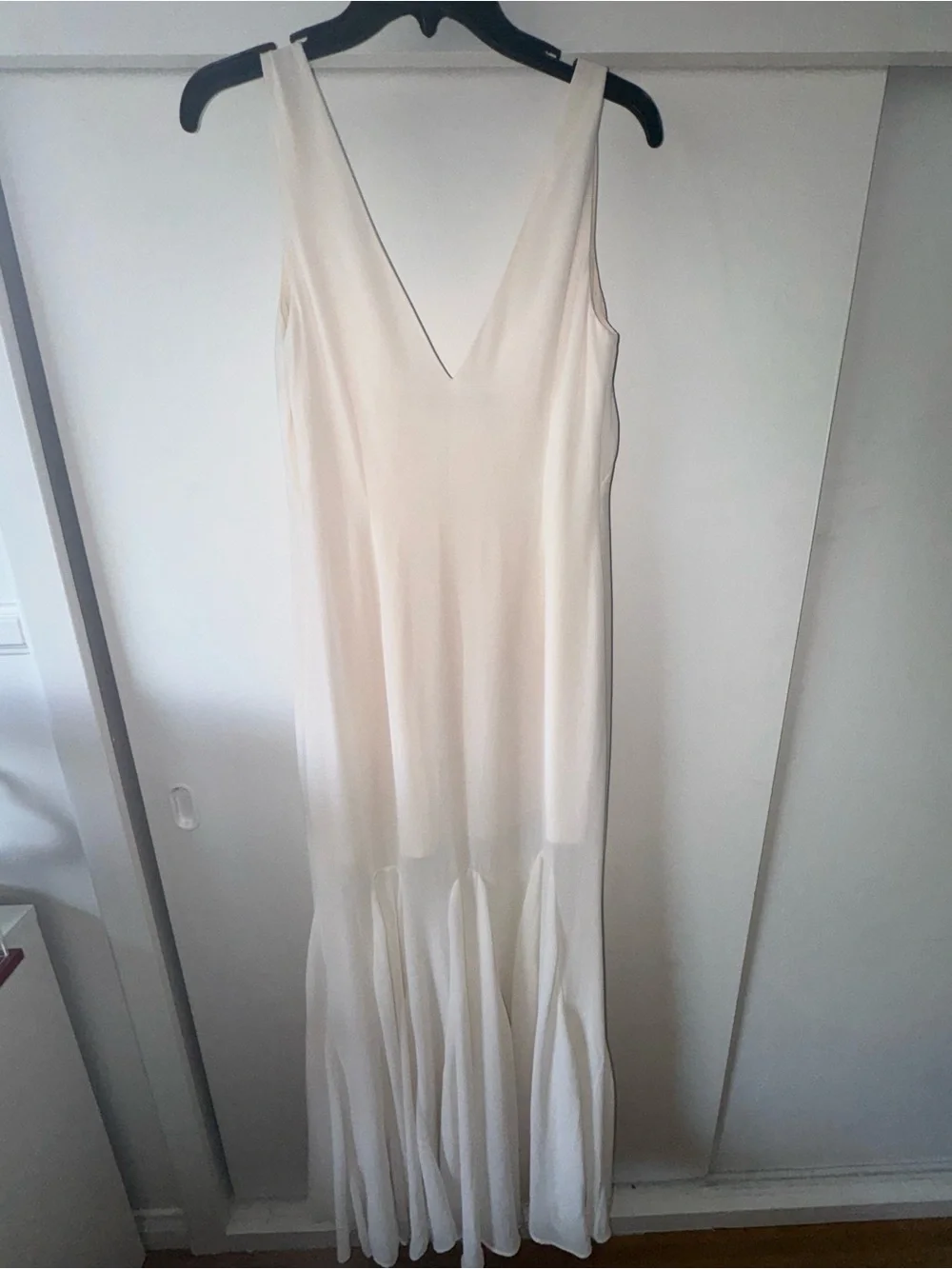 Abercrombie & Fitch Cream V-Neck Maxi Dress